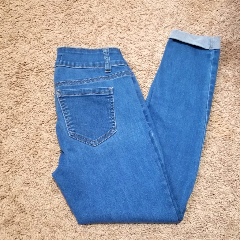 Mid waist jeans